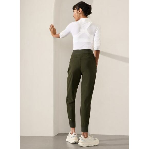 Athleta Headlands Hybrid Trek Mid Rise Jogger - Picture 2 of 8